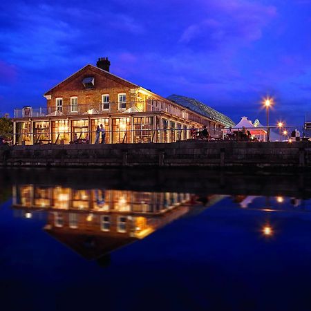 The Ship & Trades Hotel Chatham  Esterno foto